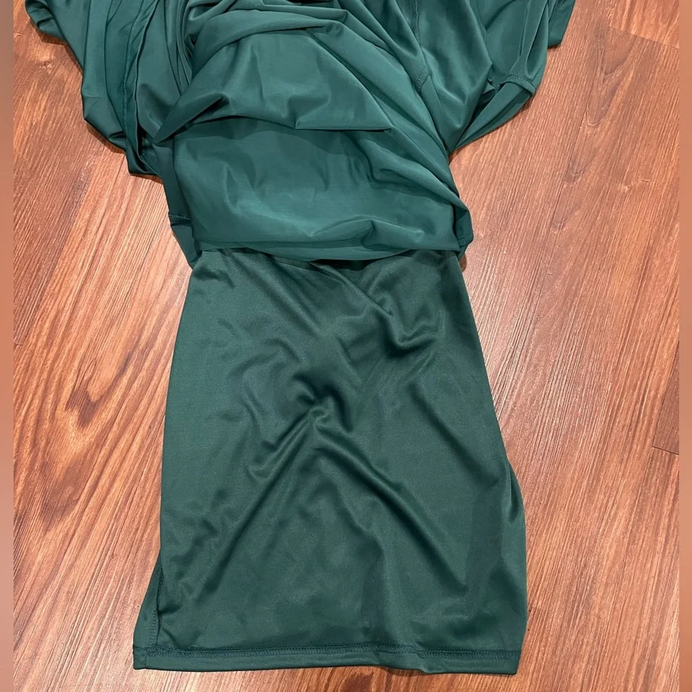 NWT Draping Emerald Green Dress  Size M - Picture 11 of 11
